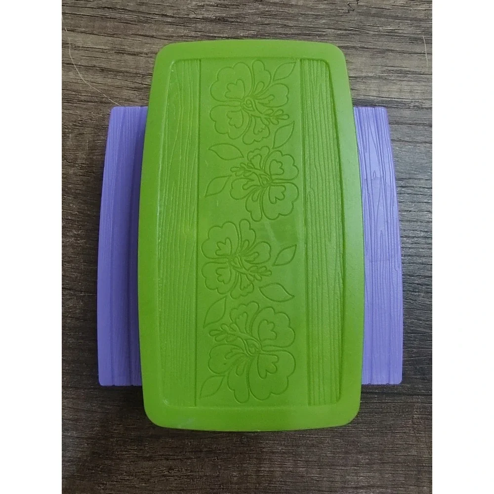 Fisher-Price Loving Family Dollhouse Backyard Purple Green Picnic Table